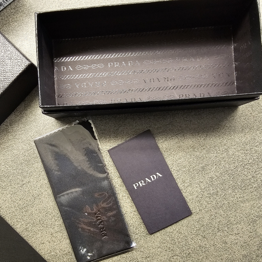 NIB Prada 02WS Black Sunglasses - Picture 4 of 7